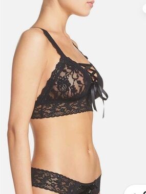 NWOT Hanky Panky After Midnight Collection Lace Up Black Bralette and Panty Set